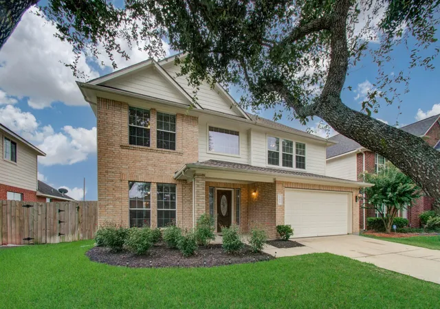 Homes for sale in Pearland, TX | 11610 Cross Spring Dr, Pearland, TX 77584 | MLS# 39085135