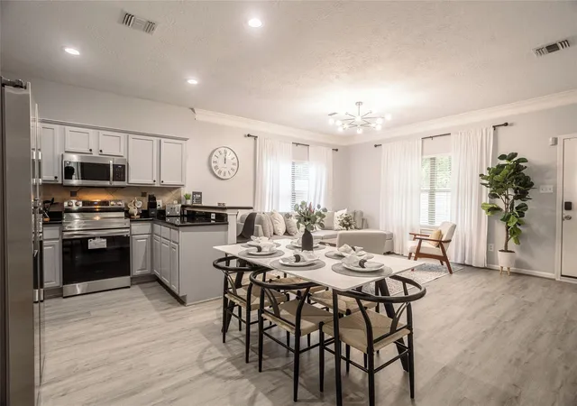 Photo 4 of Single family home for sale at 7326 Conley St, Houston, TX 77021 | MLS# 33338700 | Listing updated on 2026-09-01