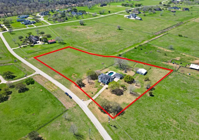 Photo 3 of Single family home for sale at 1635 Futurity Ln, Richmond, TX 77406 | MLS# 7363753 | Listing updated on 2026-05-26