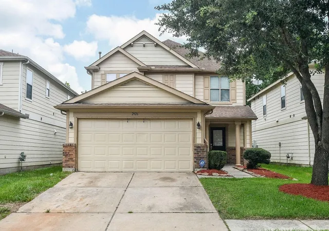 Photo 2 of Sale Pending at 2926 Yearling Colt Ct, Houston, TX 77038 | MLS# 70572354 | Listing updated on 2026-09-21