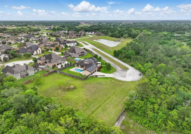 Photo 1 of Land for sale at 2082 Wilderness Trl, Friendswood, TX 77546 | MLS# 26785271 | Listing updated on 2026-05-25