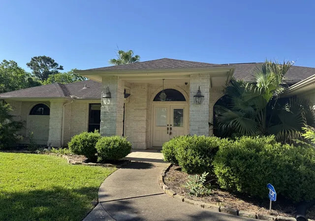 1st image of 14325 Santo Park Rd, Dickinson, TX 77539 | MLS# 53704274