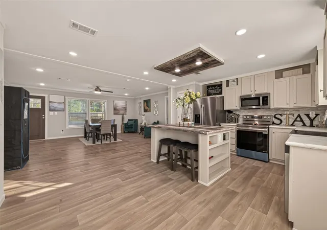 Photo 2 of Single family home for sale at 63 County Rd 5012, Cleveland, TX 77327 | MLS# 94512498 | Listing updated on 2026-07-05