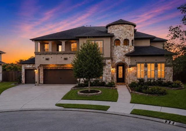 Photo 1 of Sale Pending at 5734 Sutton Pine Ln, Houston, TX 77059 | MLS# 96489390 | Listing updated on 2026-09-10