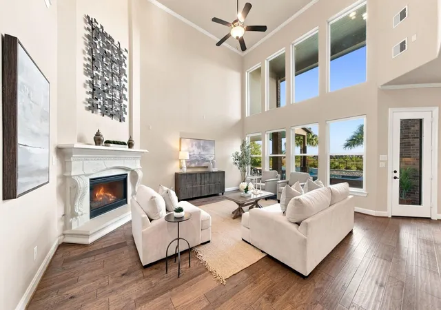 Photo 2 of Sale Pending at 5734 Sutton Pine Ln, Houston, TX 77059 | MLS# 96489390 | Listing updated on 2026-09-10
