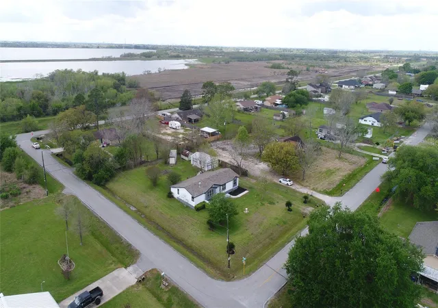 39th image of 2516 Loch Lomond St, Highlands, TX 77562 | MLS# 27957111