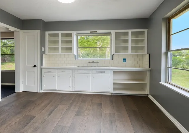 Photo 3 of Single family home for sale at 5254 Perry St, Houston, TX 77021 | MLS# 43273750 | Listing updated on 2026-07-22