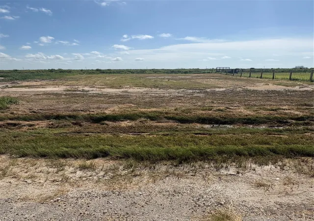 Homes for sale in Gilchrist, TX | 1380 Mabry St, Gilchrist, TX 77617 | MLS# 64873676