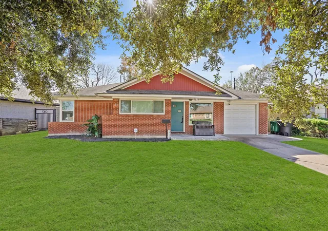 1st image of 1719 Wilde Rock Wy, Houston, TX 77018 | MLS# 54323849