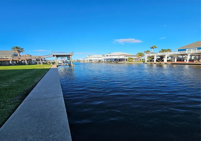 Photo 1 of Land for sale at 21811 Matagorda, Galveston, TX 77554 | MLS# 37255427 | Listing updated on 2026-03-31