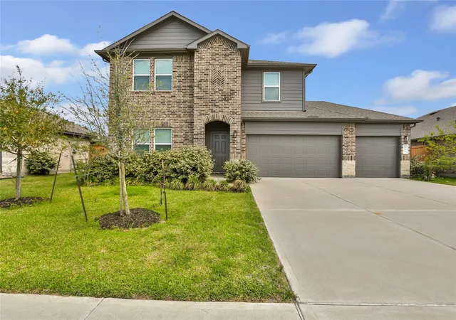 Photo 1 of Single family home for sale at 519 San Marcos Trl, Dayton, TX 77535 | MLS# 54165380 | Listing updated on 2026-09-15