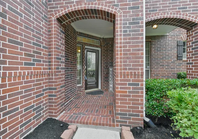 Photo 2 of Single family home for sale at 12515 Brazos Bnd Trl, Humble, TX 77346 | MLS# 28270866 | Listing updated on 2026-08-11
