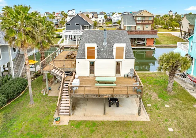 Photo 2 of Single family home for sale at 22814 Vida St, Galveston, TX 77554 | MLS# 12121397 | Listing updated on 2026-08-15