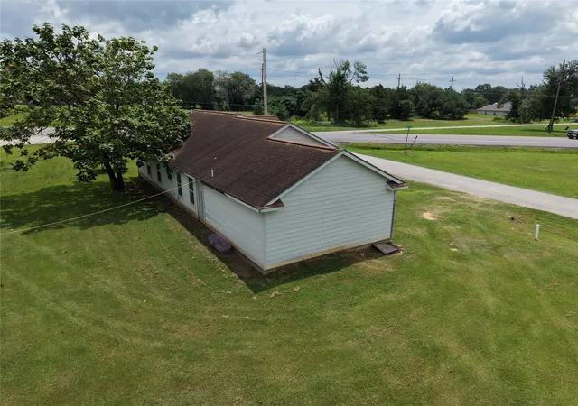Photo 4 of Sale Pending at 1420 Colorado St, Hempstead, TX 77445 | MLS# 5294188 | Listing updated on 2026-10-07