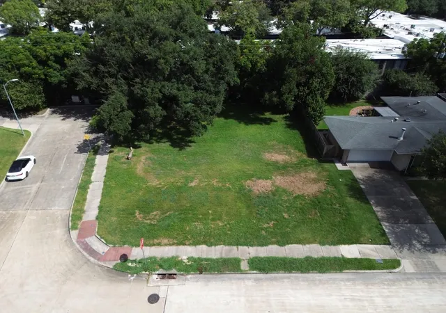 Photo 3 of Land for sale at 5346 Schumacher Ln, Houston, TX 77056 | MLS# 36329287 | Listing updated on 2026-08-26