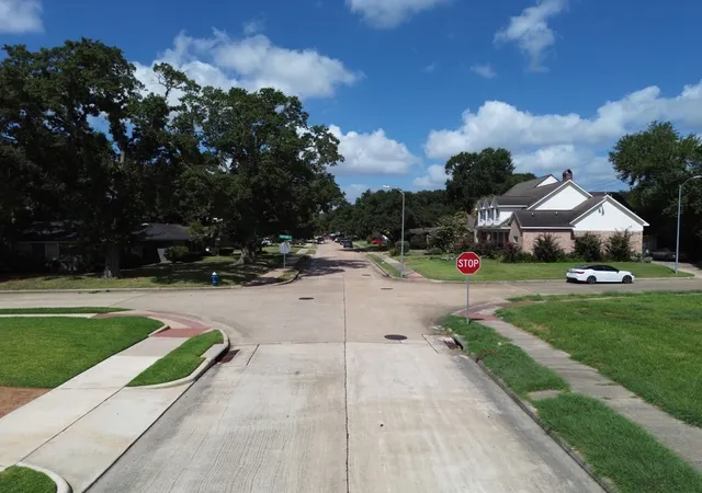 Photo 4 of Land for sale at 5346 Schumacher Ln, Houston, TX 77056 | MLS# 36329287 | Listing updated on 2026-08-26