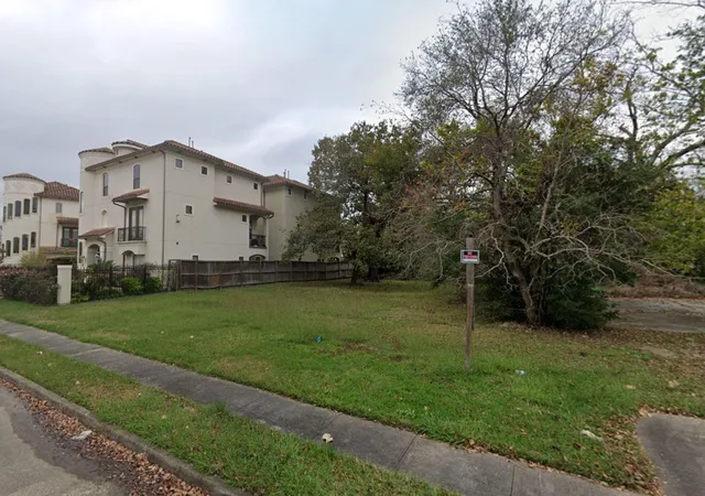 Photo 1 of Land for sale at 5514 Mcculloch Cir, Houston, TX 77056 | MLS# 39513203 | Listing updated on 2026-09-02