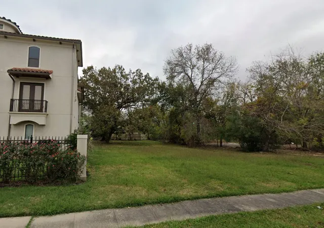 Photo 2 of Land for sale at 5514 Mcculloch Cir, Houston, TX 77056 | MLS# 39513203 | Listing updated on 2026-09-02