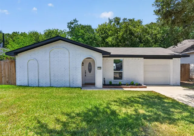 Photo 1 of Single family home for sale at 7338 Conley St, Houston, TX 77021 | MLS# 40141883 | Listing updated on 2026-09-17