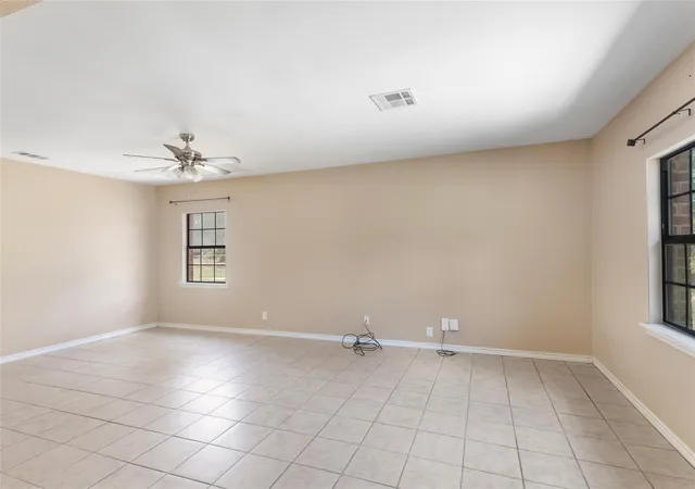 Photo 4 of Single family home for sale at 963 County Rd 2339, Dayton, TX 77535 | MLS# 94304696 | Listing updated on 2026-09-23