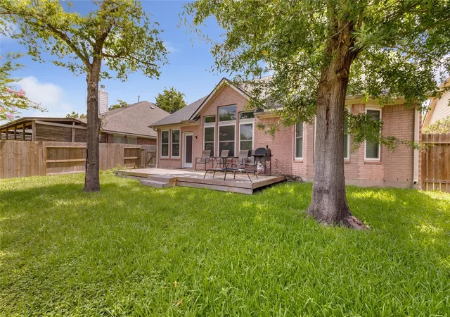 5th image of 25603 Myrtle Spgs, Spring, TX 77373 | MLS# 32976388