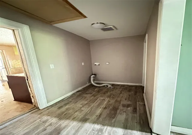 10th image of 2912 Gregg St, Houston, TX 77026 | MLS# 77577185