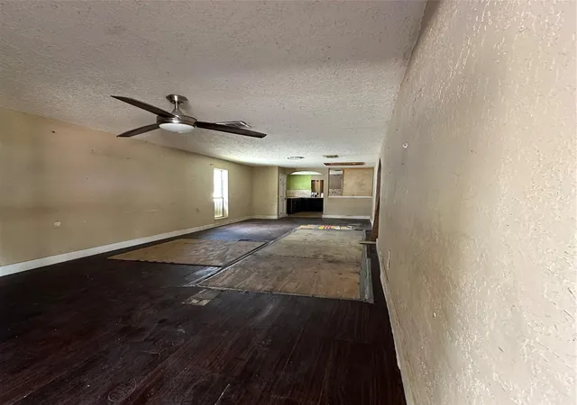 2nd image of 2912 Gregg St, Houston, TX 77026 | MLS# 77577185