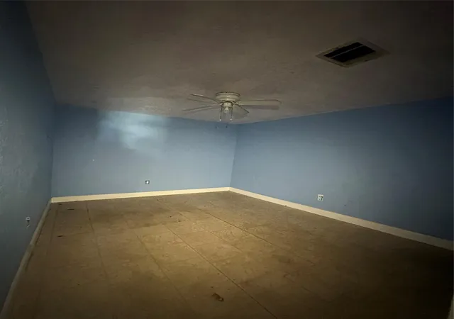 5th image of 2912 Gregg St, Houston, TX 77026 | MLS# 77577185