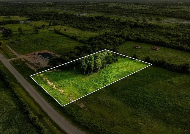 Photo 2 of Land for sale at Lot 3 Hargrove Ln, Washington, TX 77880 | MLS# 81799787 | Listing updated on 2026-06-18