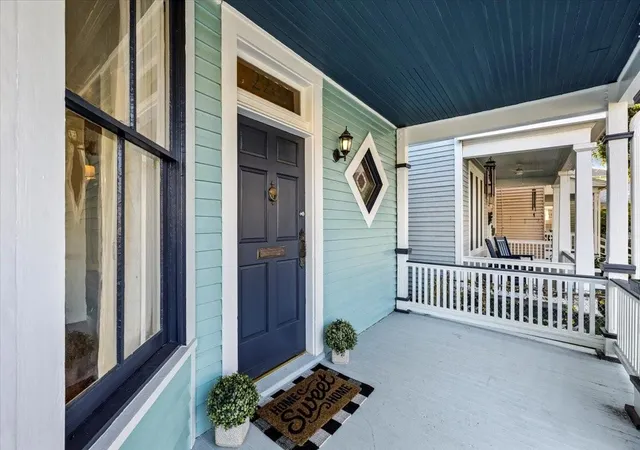 5th image of 2207 Avenue P, Galveston, TX 77550 | MLS# 82796684