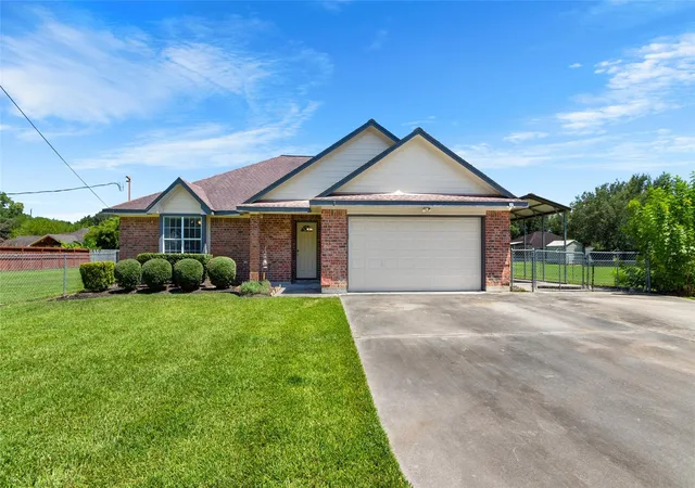 2nd image of 4415 Jackson St, Santa Fe, TX 77517 | MLS# 3618058