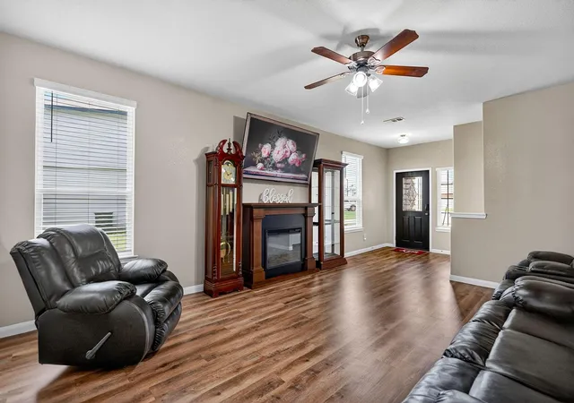 3rd image of 4718 Milagro Loop, Bryan, TX 77807 | MLS# 57977223