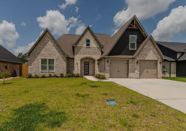 Homes for sale in Lumberton, TX | 1910 Brenner Blvd, Lumberton, TX 77657 | MLS# 84463510