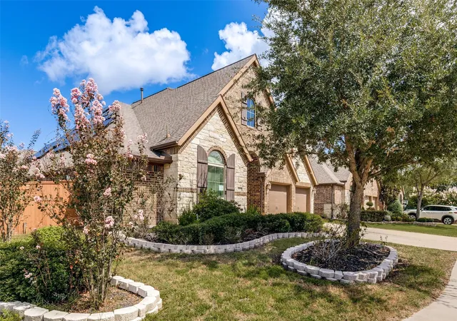Photo 2 of Single family home for sale at 10822 Croftmore Dr, Richmond, TX 77407 | MLS# 24630142 | Listing updated on 2026-08-27