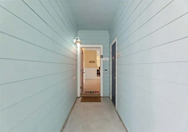 3rd image of 26550 Mangrove Dr, Galveston, TX 77554