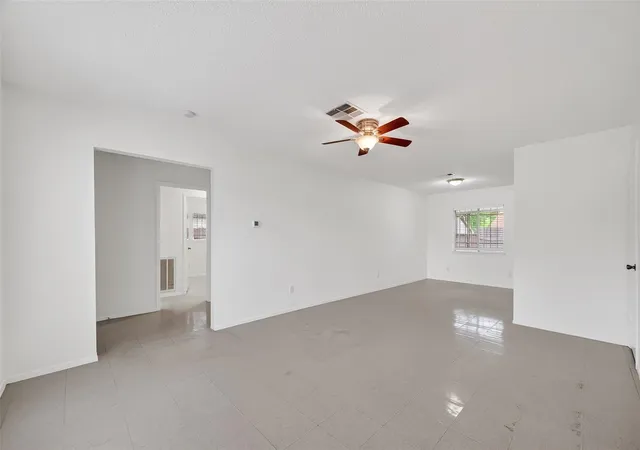 3rd image of 15022 Chipman Ln, Houston, TX 77060 | MLS# 25962120