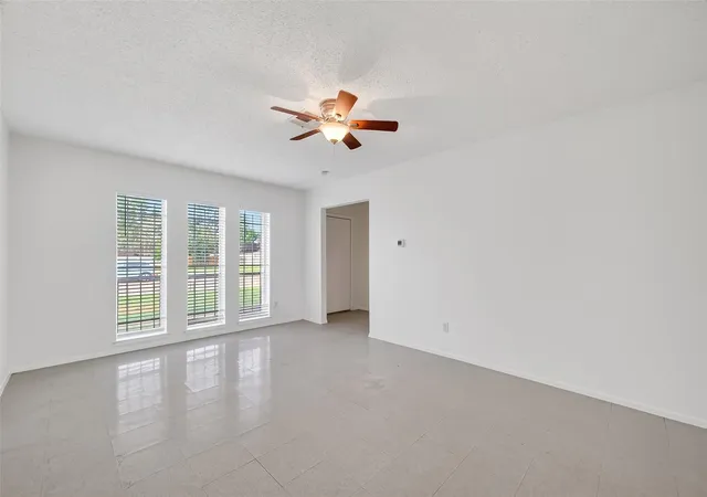 4th image of 15022 Chipman Ln, Houston, TX 77060 | MLS# 25962120