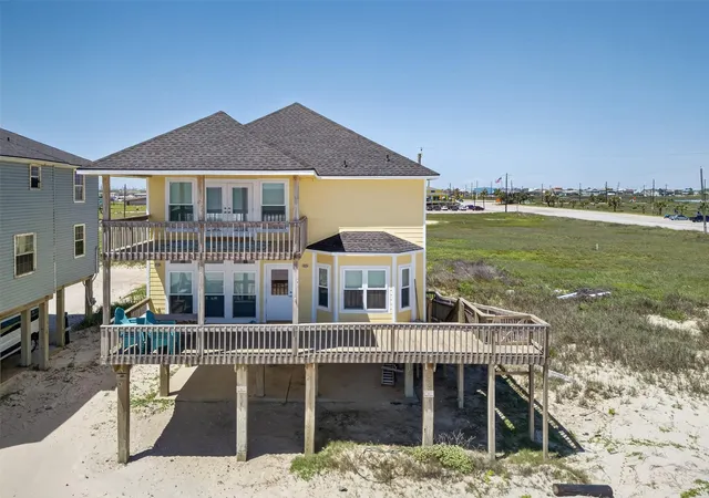 1st image of 206 Starfish, Freeport, TX 77541 | MLS# 46919832