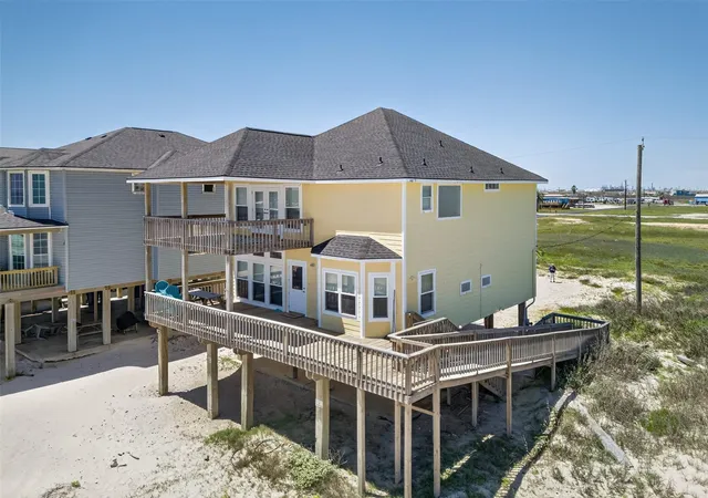 2nd image of 206 Starfish, Freeport, TX 77541 | MLS# 46919832