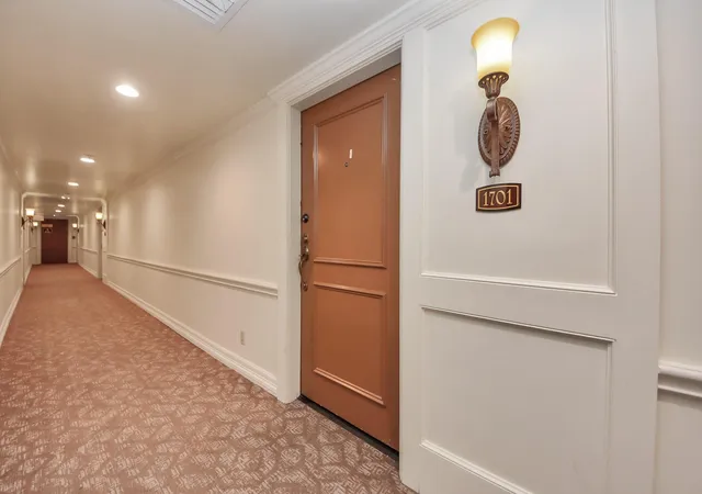 2nd image of 3525 Sage Rd, Houston, TX 77056