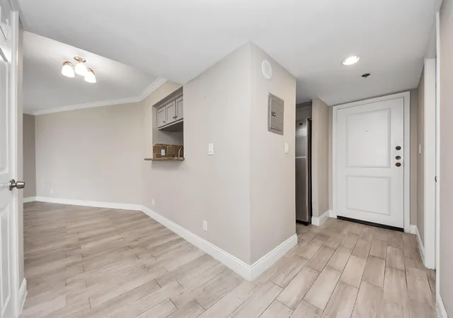 4th image of 3525 Sage Rd, Houston, TX 77056