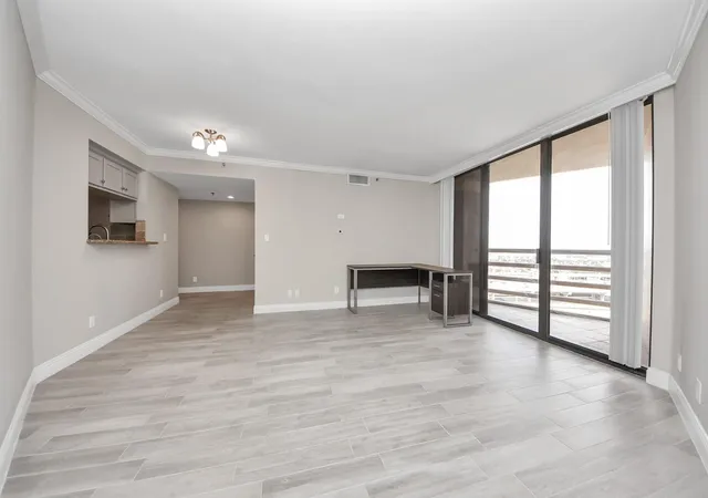 5th image of 3525 Sage Rd, Houston, TX 77056