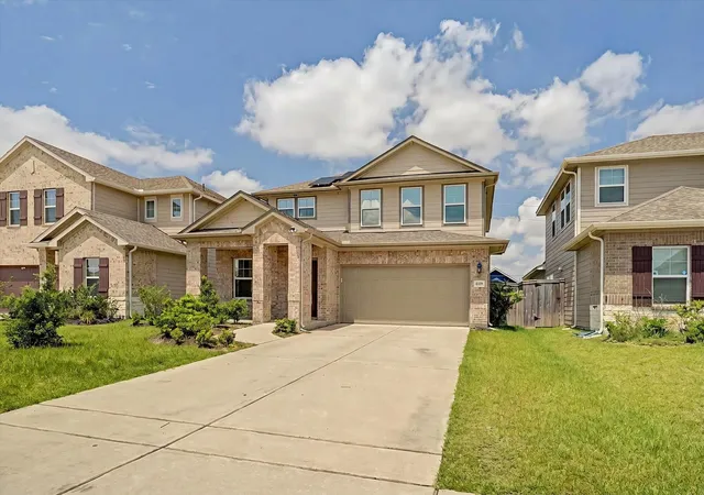 Photo 2 of Single family home for sale at 6918 Lebec Dr, Rosharon, TX 77583 | MLS# 80382578 | Listing updated on 2026-06-26