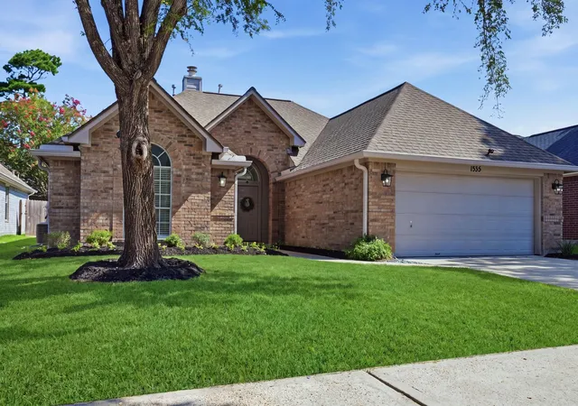 3rd image of 1335 Chesterpoint Dr, Spring, TX 77386 | MLS# 94229642