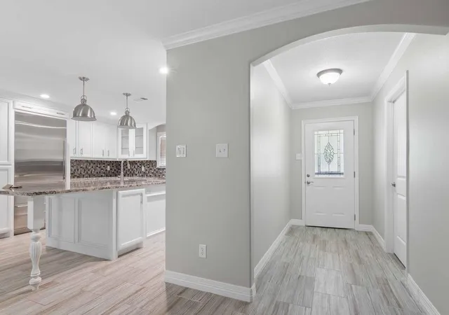 5th image of 1534 Sterling Dr, Baytown, TX 77523 | MLS# 81907706