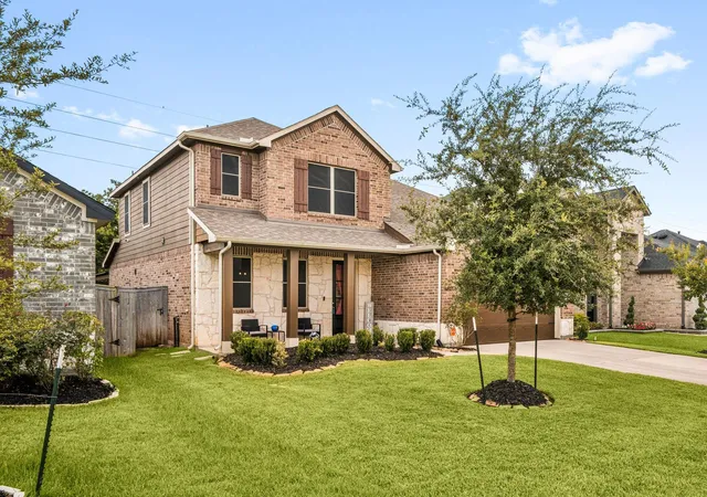 Photo 3 of Single family home for sale at 31415 Valley Briar Way, Hockley, TX 77447 | MLS# 81579717 | Listing updated on 2026-09-19