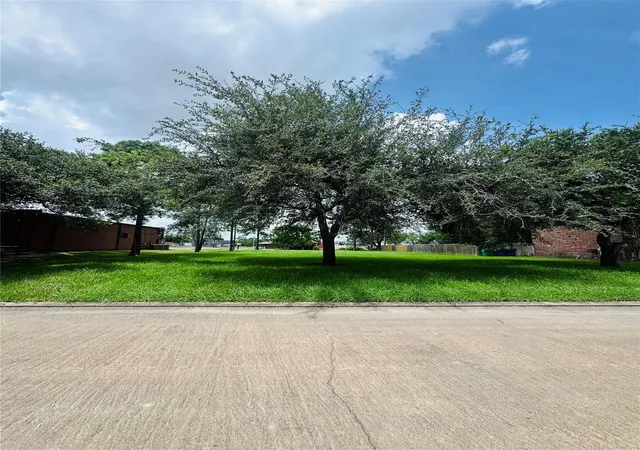 Photo 1 of Land for sale at 101 Knight St, Angleton, TX 77515 | MLS# 59958370 | Listing updated on 2026-07-22