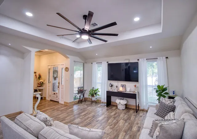 Photo 2 of Single family home for sale at 1226 County Rd 5007, Cleveland, TX 77327 | MLS# 54610338 | Listing updated on 2026-08-31