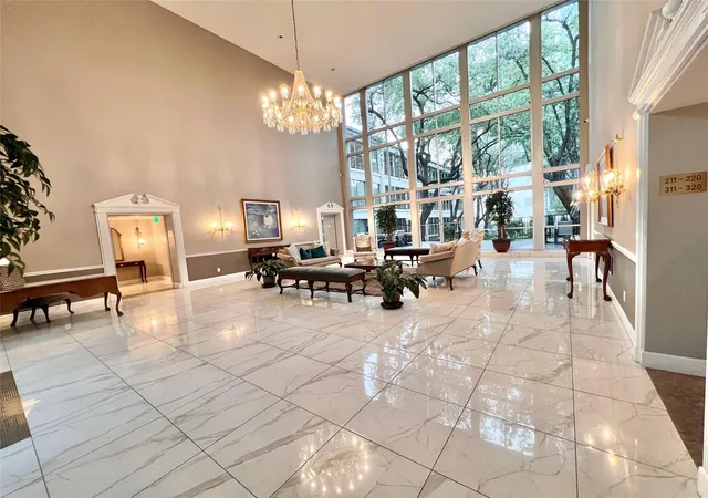 5th image of 5050 Ambassador Wy, Houston, TX 77056