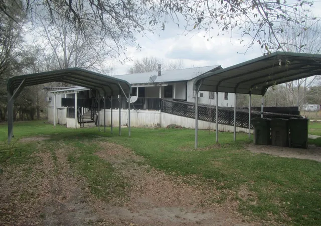 1st image of 11 Harmon Creek Dr, Huntsville, TX 77320 | MLS# 13575330